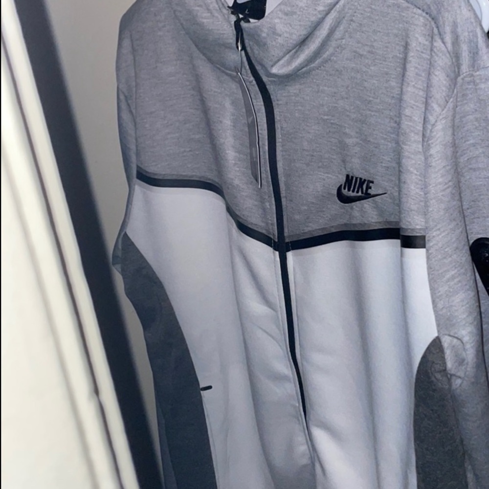 Brand new Nike tech hoodie